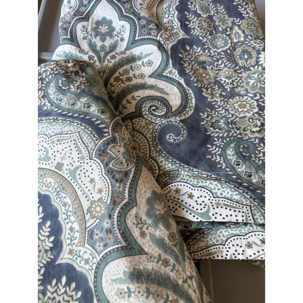POTTERY BARN JORDANA PAISLEY PERCALE SHAMS 2 KING+1 standard BLUE